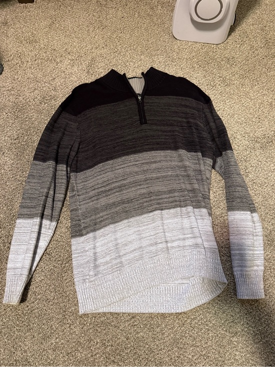 Carbon Other - Carbon Men's Gradient Zip-Up Sweater in Black and Gray